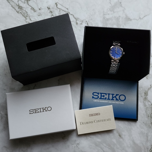 SEIKO, Women's Stainless Steel Diamond Blue Dial Watch Quartz. - Picture 2 of 8